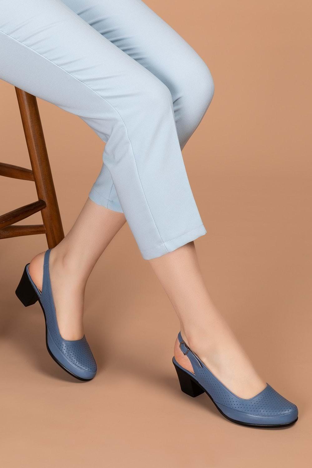 Gondol Kadın Hakiki Deri Klasik Topuklu Ayakkabı vdt.272 - Mavi - 36