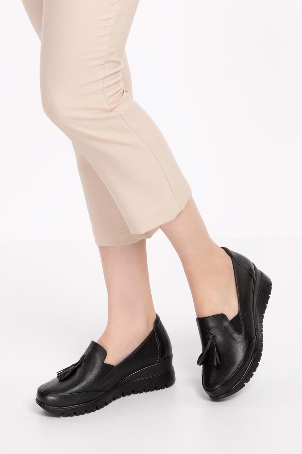 Gondol Kadın Hakiki Deri Anatomik Taban Dolgu Topuklu Günlük Ayakkabı pyt.6204 - Siyah - 37