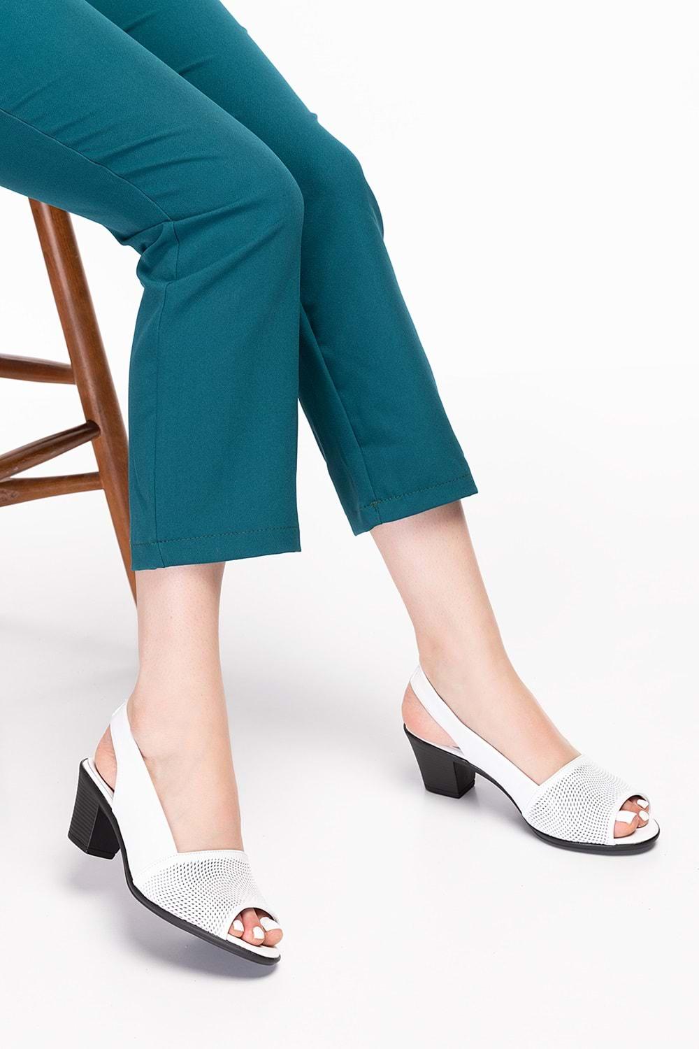 Gondol Kadın Hakiki Deri Klasik Topuklu Ayakkabı vdt.262 - Beyaz - 34