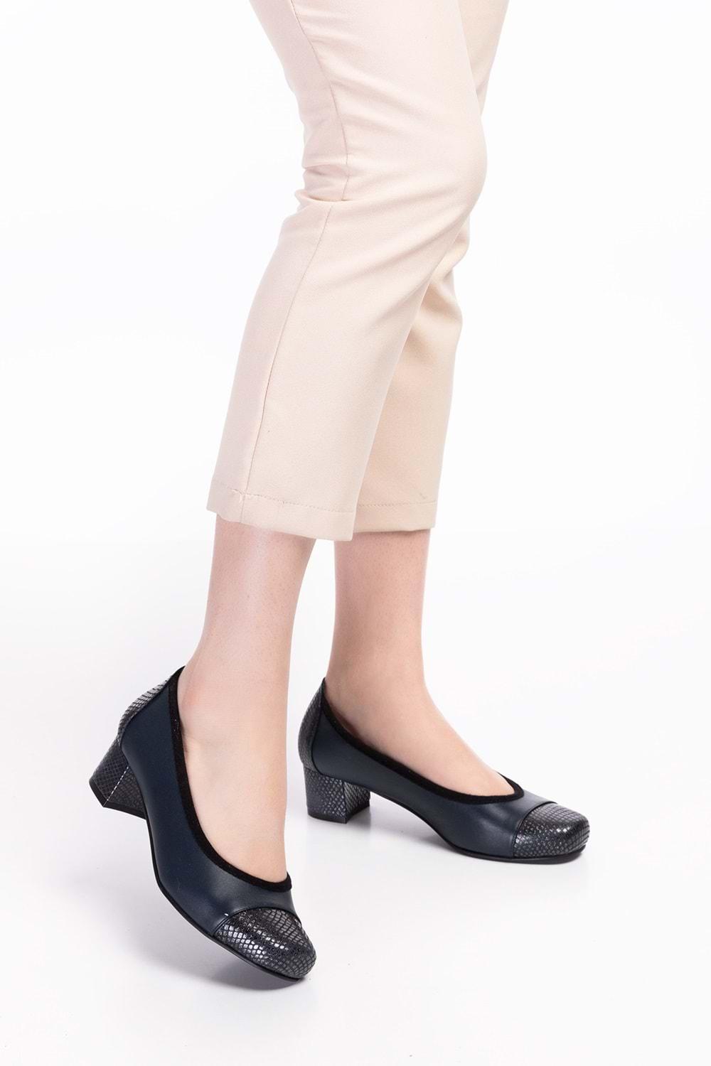 Gondol Kadın Hakiki Deri Rahat Günlük Topuklu Ayakkabı şhn.875 - Lacivert - 34