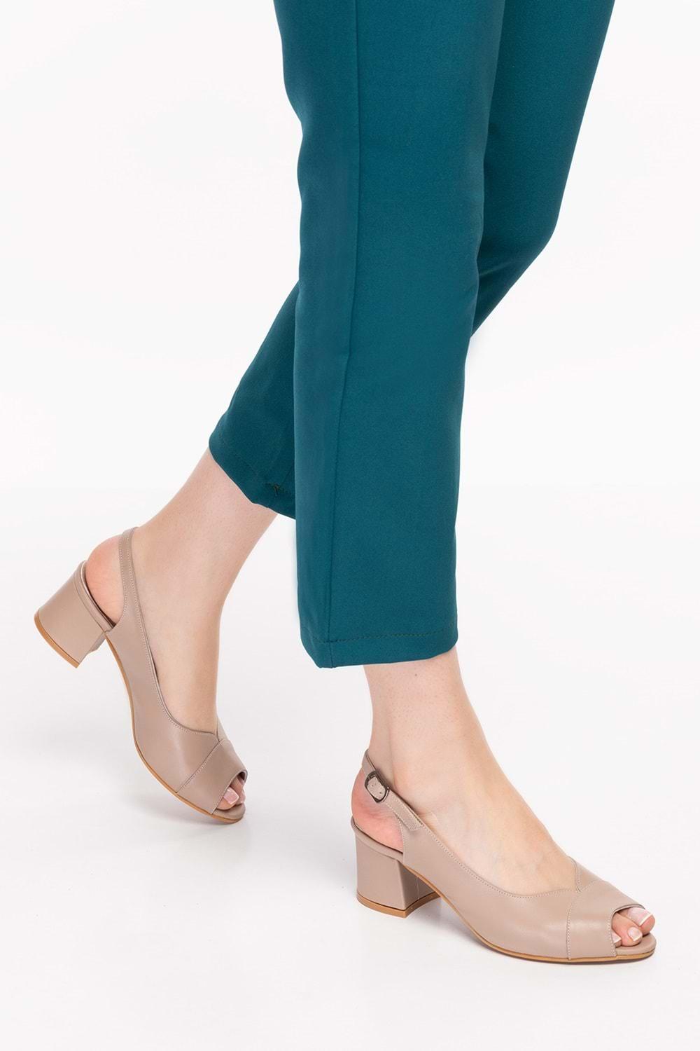 Gondol Kadın Hakiki Deri Klasik Topuklu Ayakkabı şhn.836 - Vizon - 36