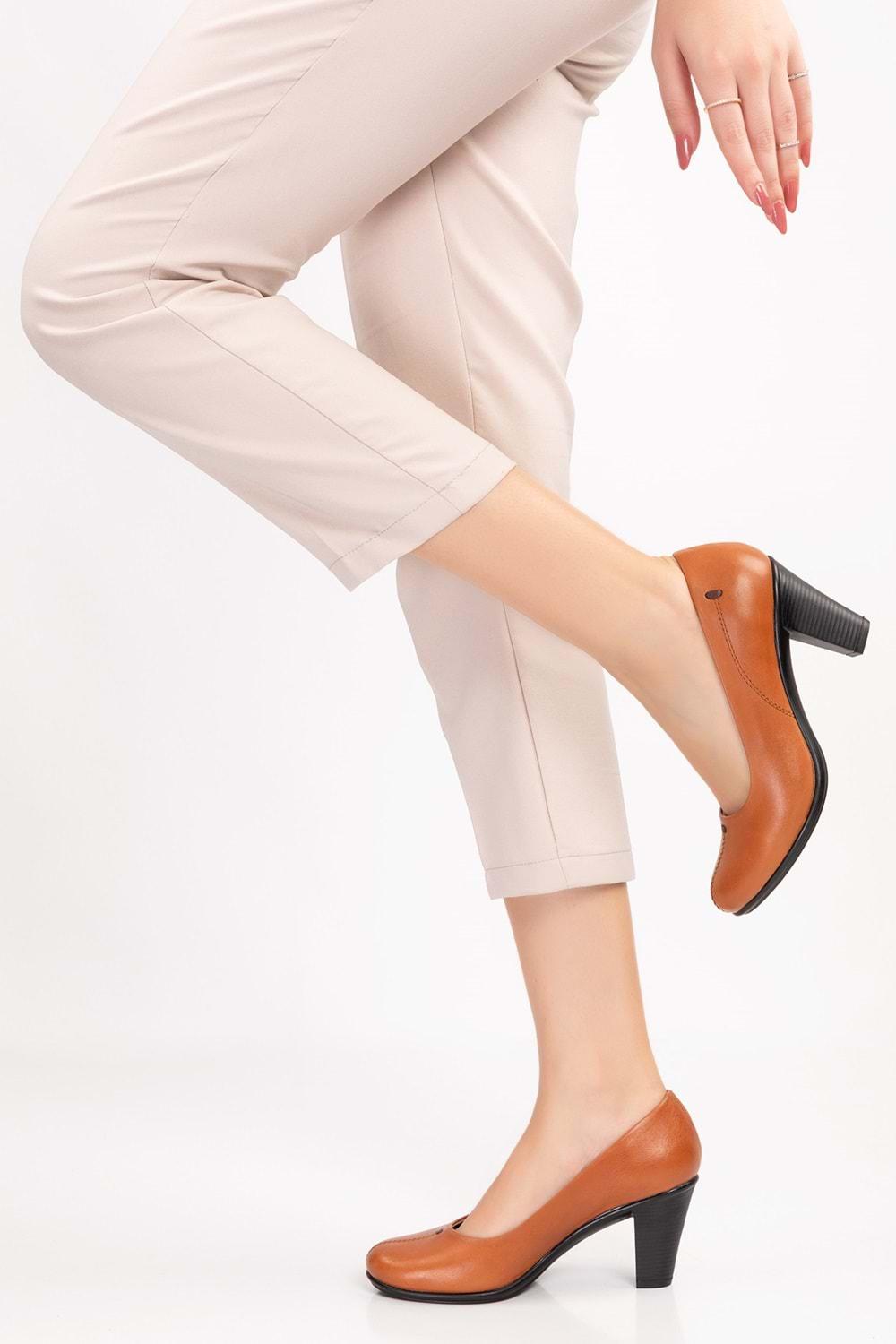 Gondol Kadın Hakiki Deri Klasik Topuklu Ayakkabı vdt.660 - Taba - 40