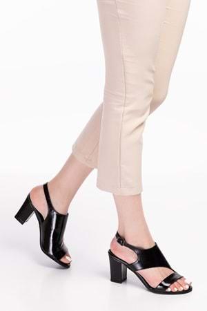 Gondol Kadın Hakiki Deri Klasik Topuklu Ayakkabı şhn.0317 - siyah rugan - 34