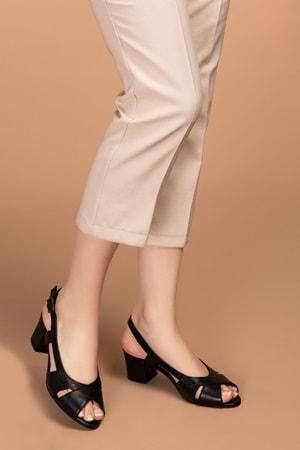 Gondol Kadın Hakiki Deri Klasik Topuklu Ayakkabı şhn.729 - Siyah - 34