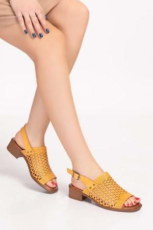 Gondol Kadın Hakiki Deri Lazer Kesim Topuklu Sandalet iz.6001 - Sarı - 36