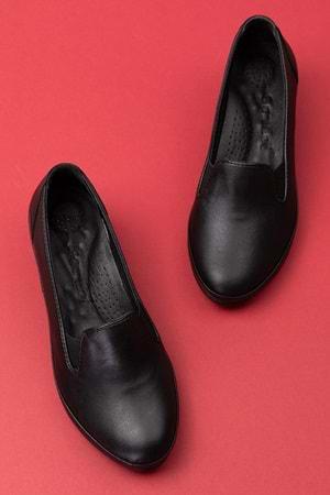 Gondol Hakiki Deri Kısa Topuklu Lastik Detaylı Ayakkabı msa.65 - Siyah Cilt - 40