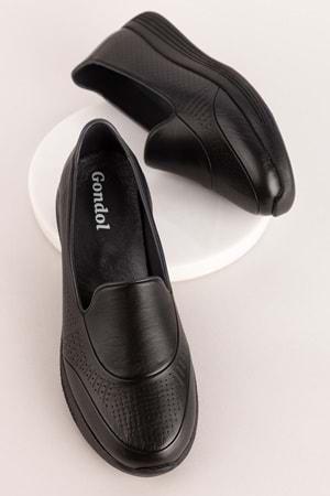 Gondol Kadın Hakiki Deri Hafif Taban Klasik Günlük Ayakkabı at.4218 - Siyah - 40