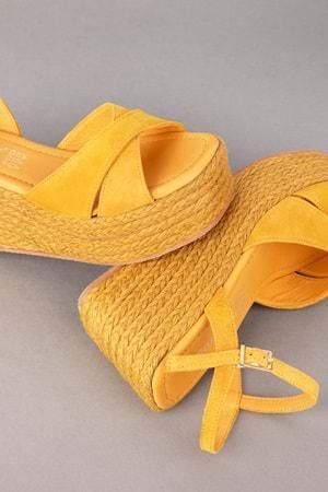 Gondol Kadın Hakiki Deri Dolgu Topuk Platform Sandalet ell.5044 - Sarı - 40
