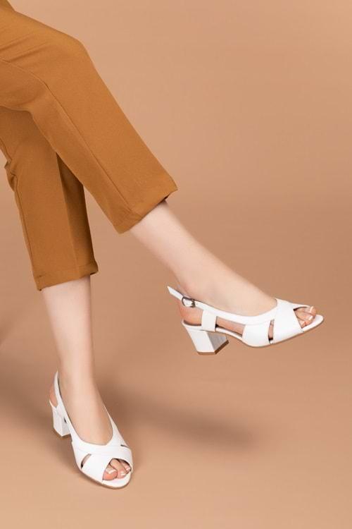 Gondol Kadın Hakiki Deri Klasik Topuklu Ayakkabı şhn.729 - Beyaz - 34
