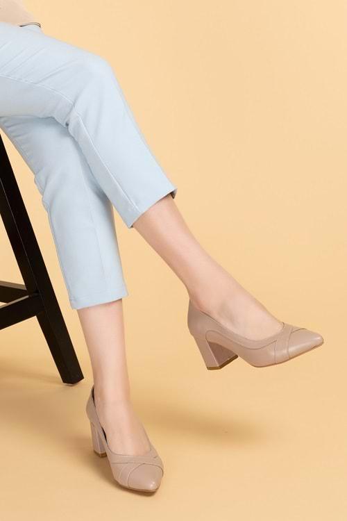 Gondol Kadın Hakiki Deri Rahat Klasik Topuklu Ayakkabı şhn.722 - Vizon - 35