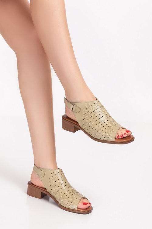 Gondol Kadın Hakiki Deri Topuklu Lazer Şık Sandalet izx.6015 - Yeşil - 36